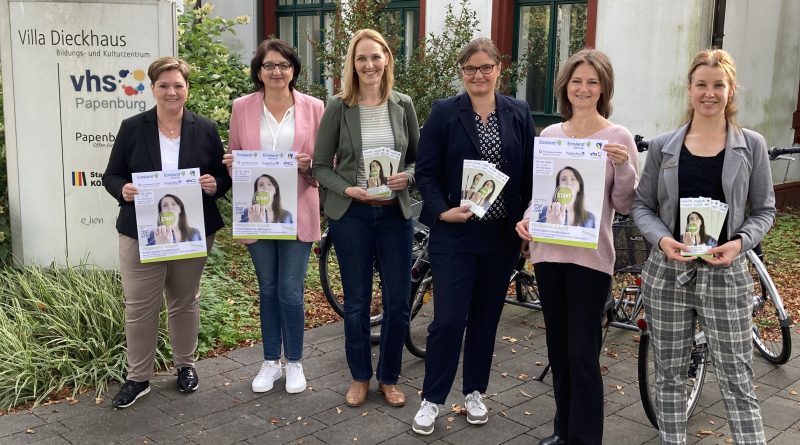 von links nach rechts: Barbara Nee (BCA Jobcenter Emsland), Marlies Kohne (Gleichstellungsbeauftragte Landkreis Emsland), Ilka Krane (Leitung Koordinierungsstelle Frauen und Wirtschaft Landkreis Emsland), Kathrin Zandman (BCA Agentur für Arbeit Nordhorn), Franziska Hähnlein (Fachbereichsleitung Berufliche Bildung vhs Papenburg), Melanie Schröder (Gleichstellungsbeauftragte Stadt Papenburg). Foto: Stadt Papenburg