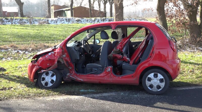 Zwei Verletzte bei Abbiegeunfall in der Oldenburger Straße